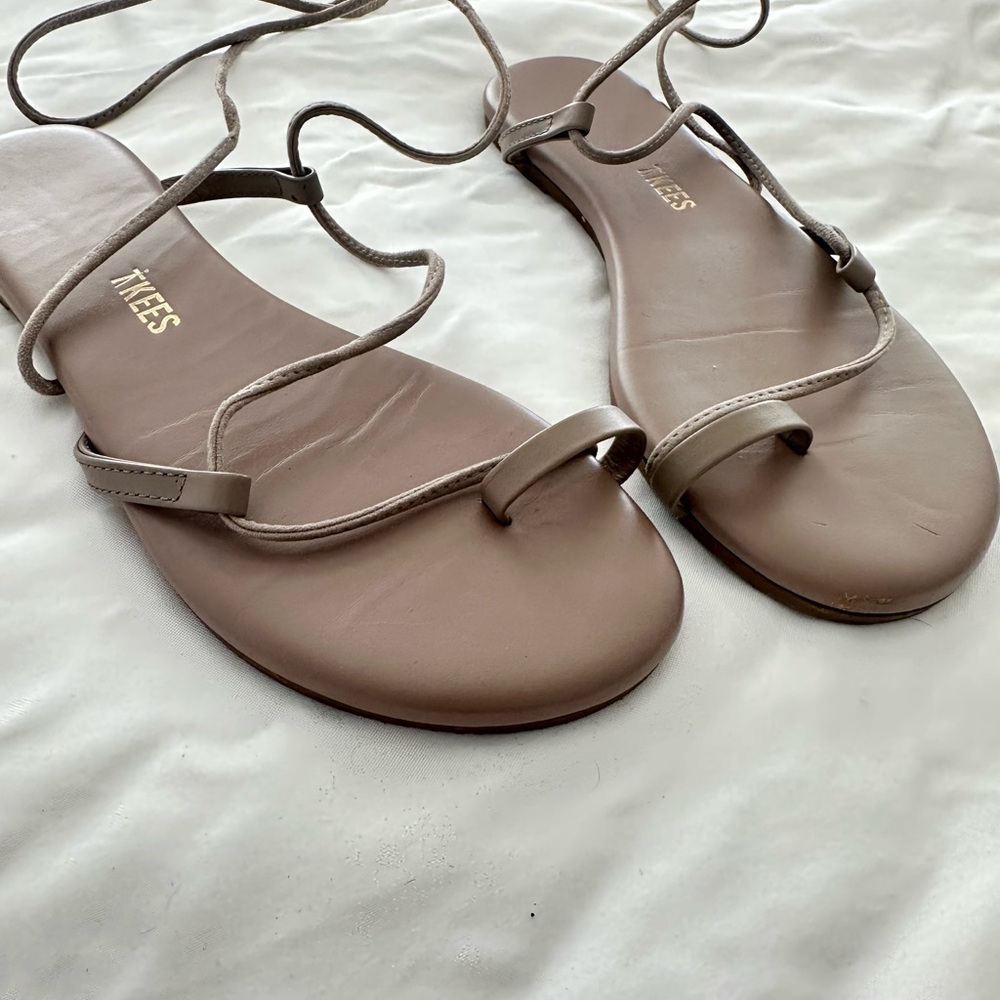 TKEES Jo sandals